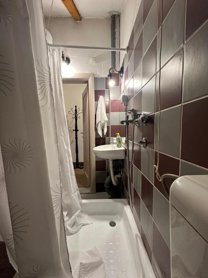 Sofi Apartman Ni Kültér fotó